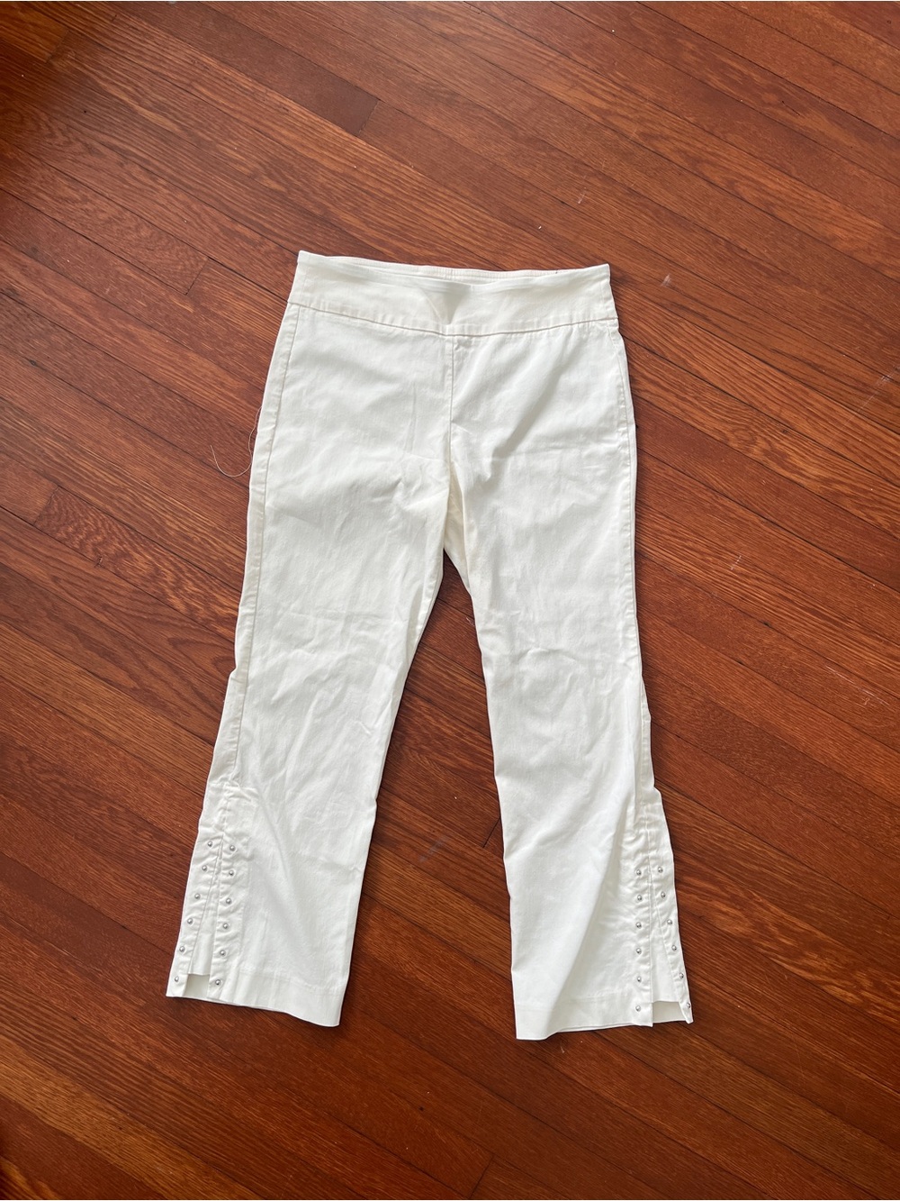 Counterparts White Cropped Button-Hem Pants